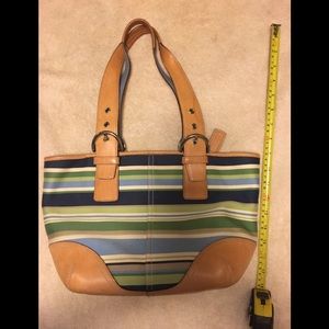 COACH shoulder bag- used